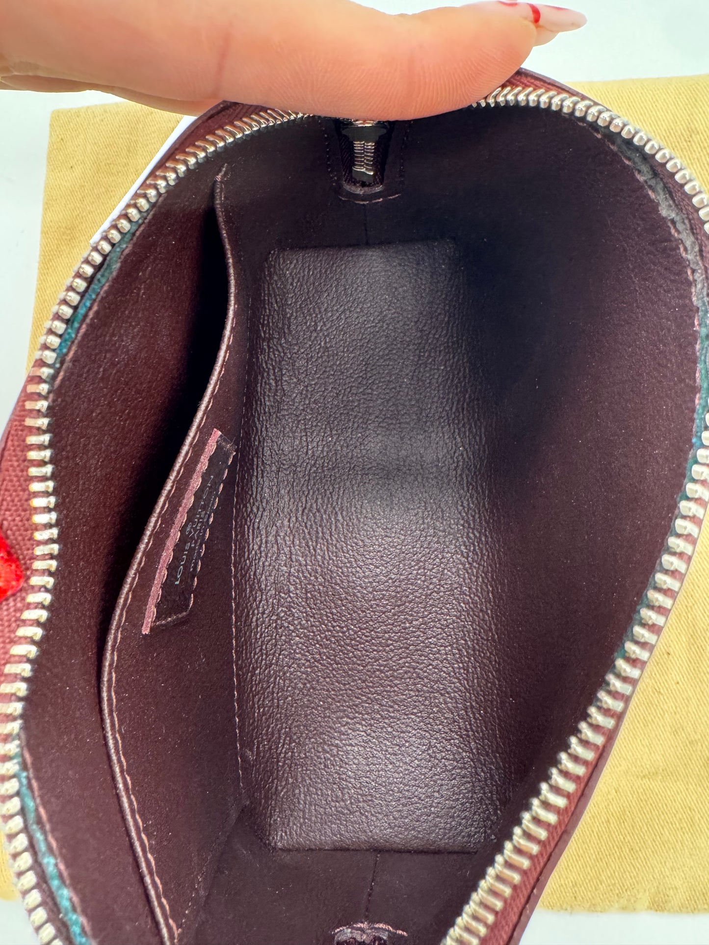 Louis Vuitton Cosmetic pouch GM EPI Leder Burgundy