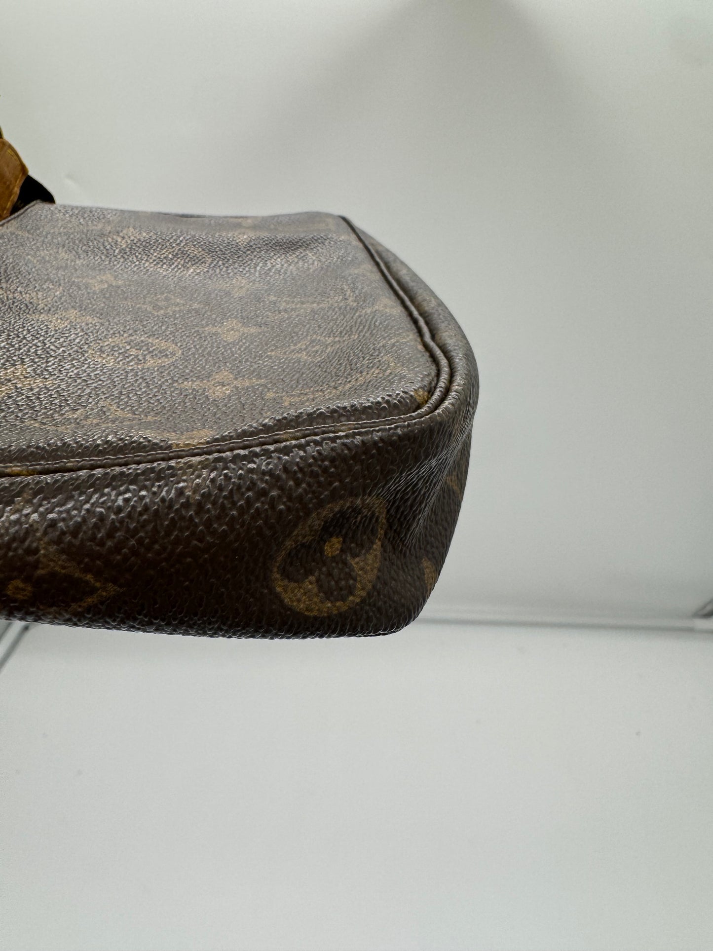Louis Vuitton Pochette Accessoires Monogramm