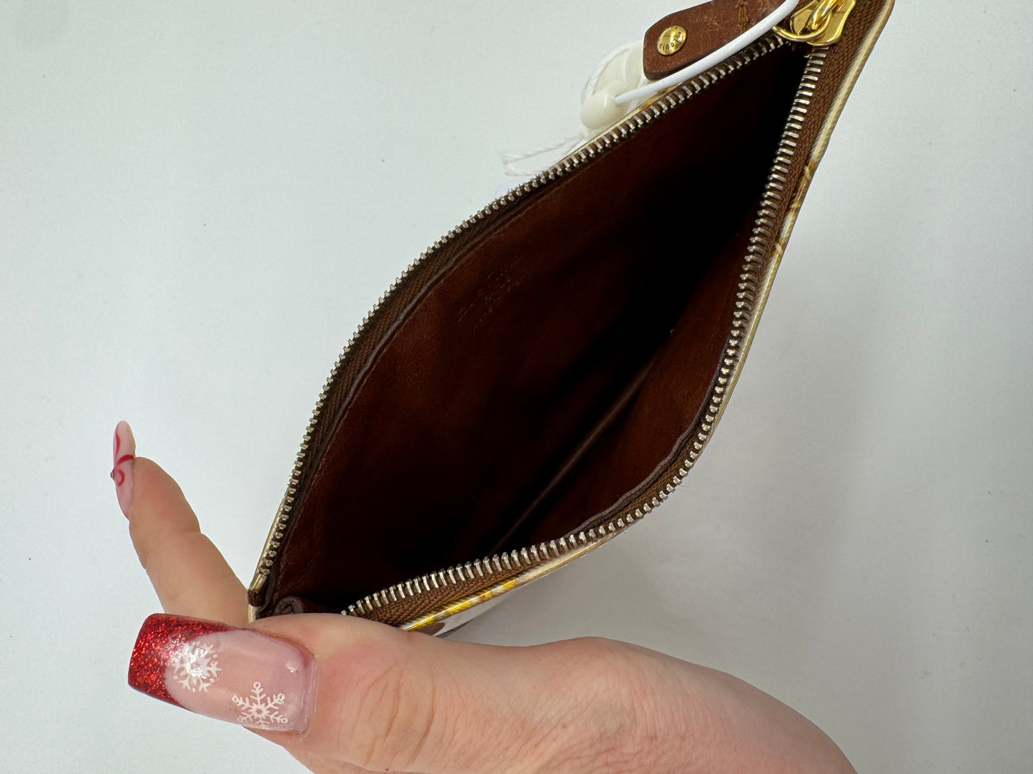 Louis Vuitton Pouch Kette