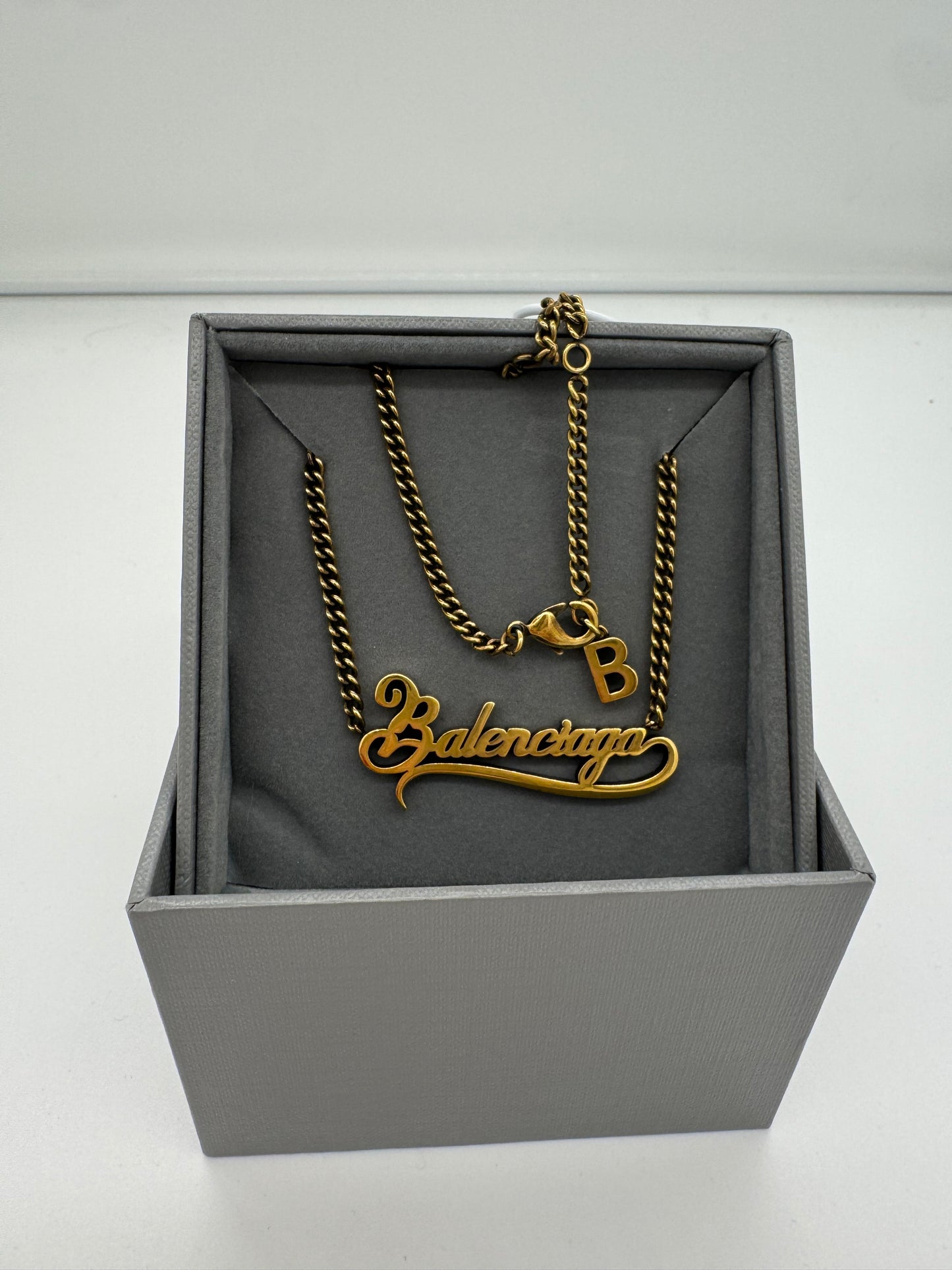 Balenciaga Logo Kette Goldfarben