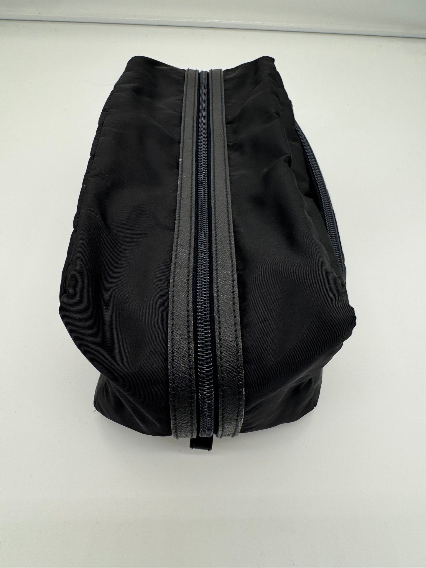 Prada  Nylon Kosmetiktasche