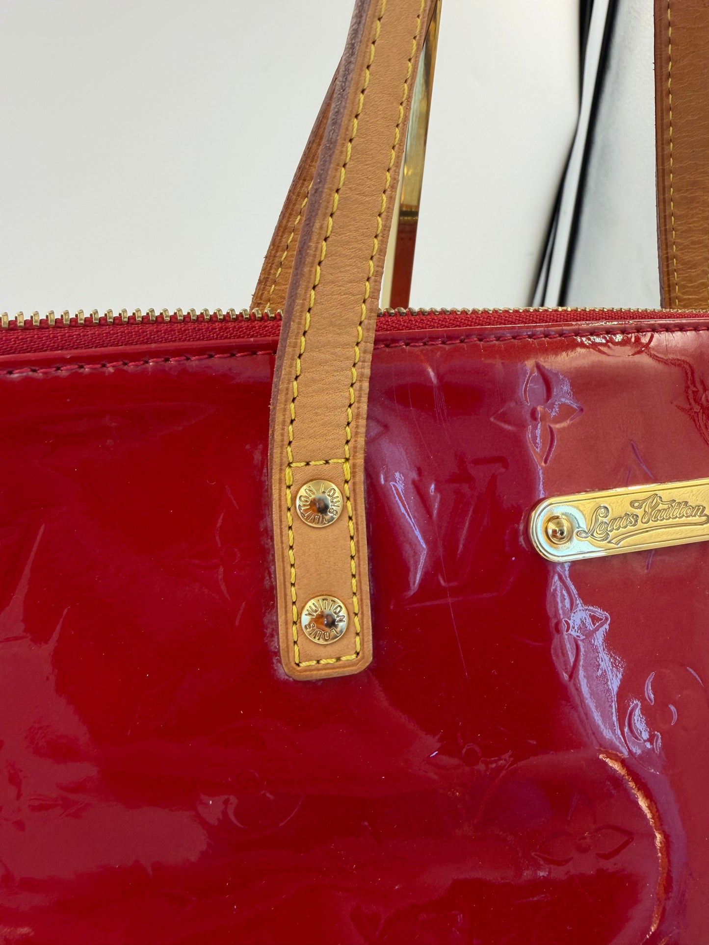 Louis Vuitton Monogram Vernis Bellevue PM Handtasche Rot