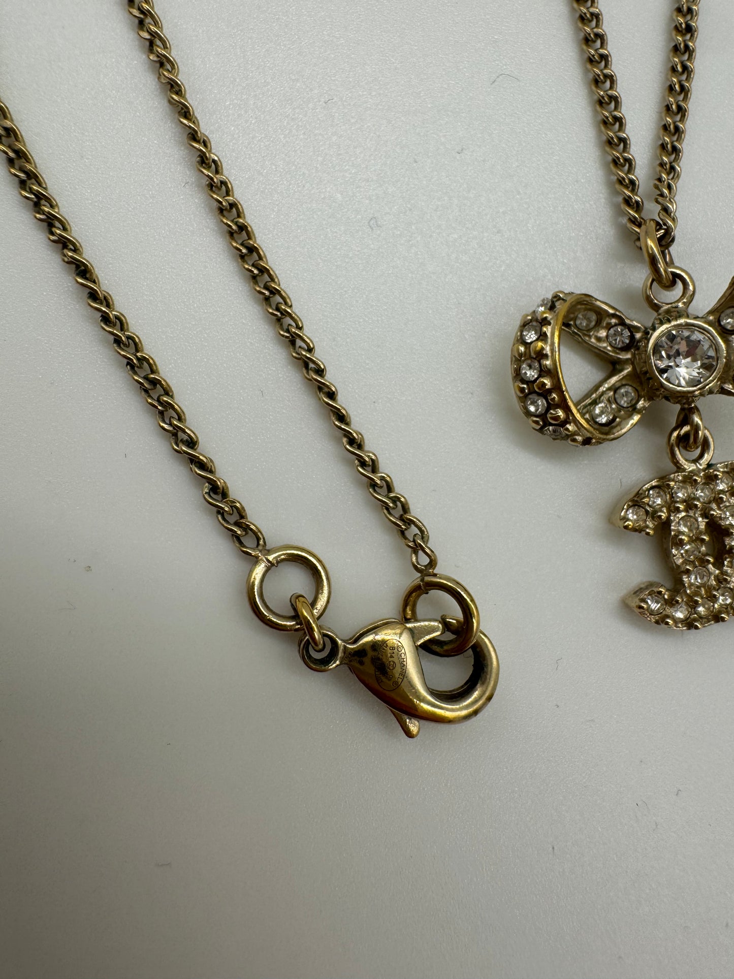 Chanel Kette Schleife