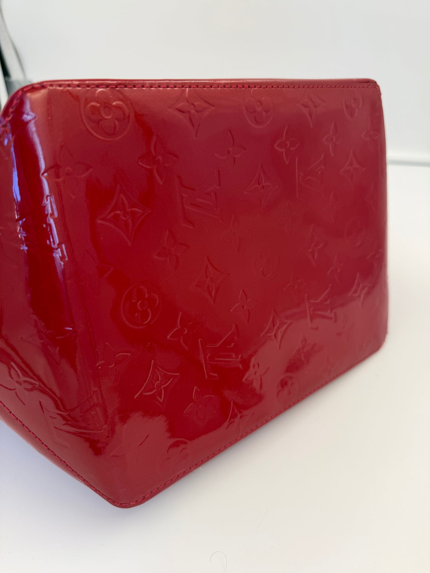 Louis Vuitton Monogram Vernis Bellevue PM Handtasche Rot