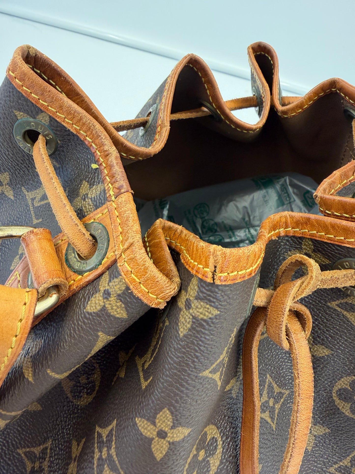 Louis Vuitton Noé Petit