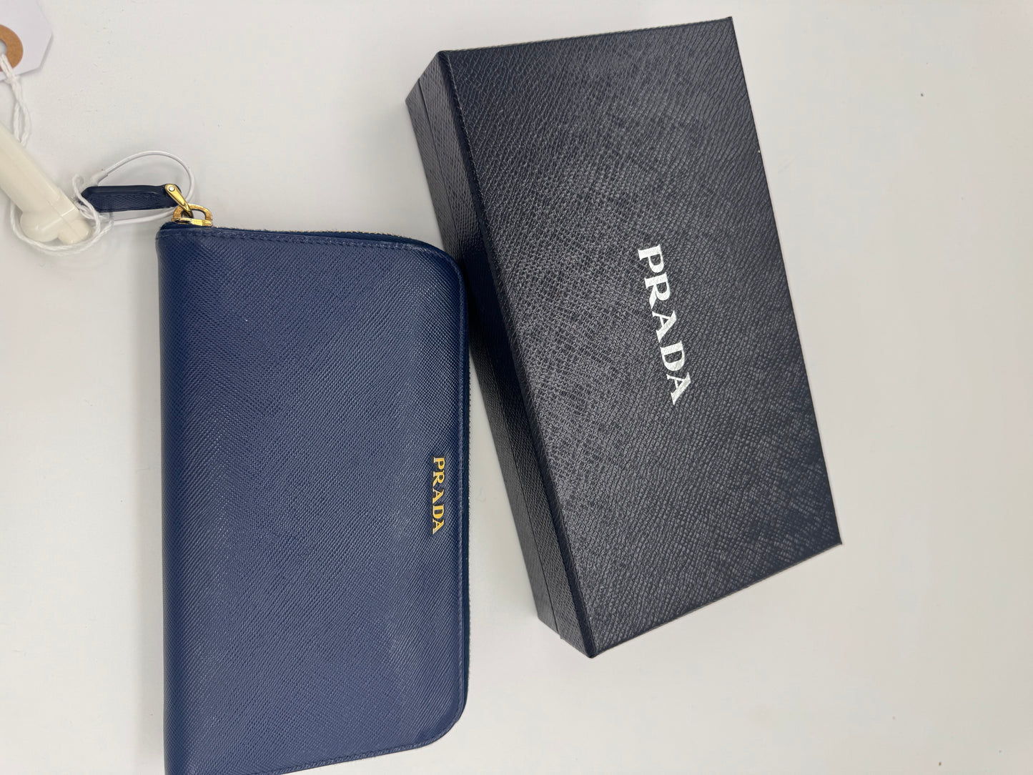 Prada Saffiano Long Wallet Blau/ Rot