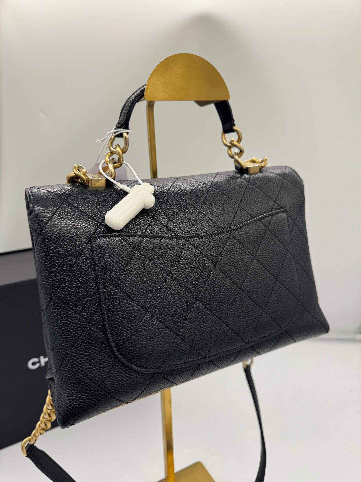 Chanel Small Chic Affinity Flap Bag Caviar Leder